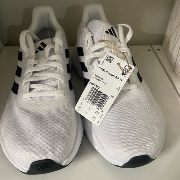 WOMEN'S ADIDAS RUN FALCON 3.0
RUNNING SHOES - Picture 2 of 6